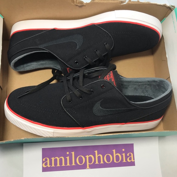 nike janoski size 12
